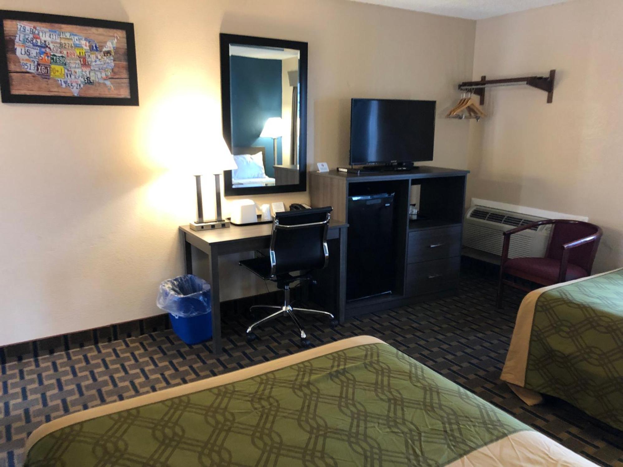 Econo Lodge Cranston - Providence Zewnętrze zdjęcie